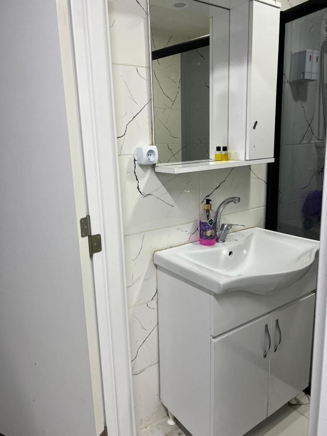 Istiklal Hostel Istanbul Exterior foto